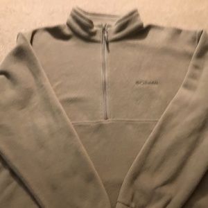 Columbia pullover